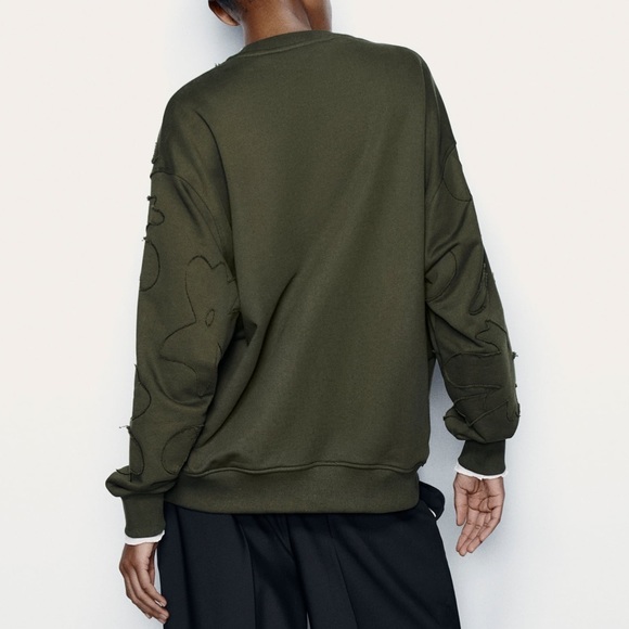 New Zara Floral Patch Embroidered Sweatshirt Green Size M - Picture 4 of 4